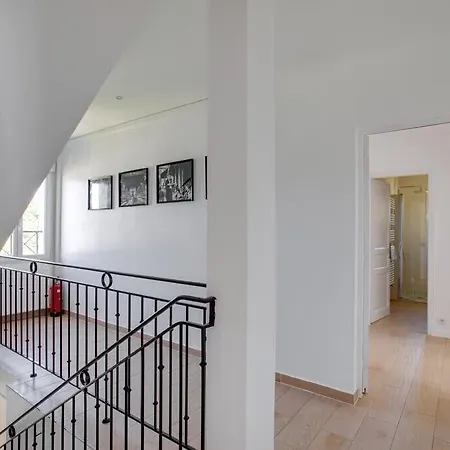 Lea De Paris Apart Otel 3*