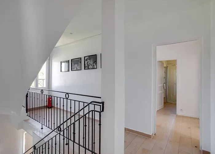 Lea De Paris Aparthotel 3*